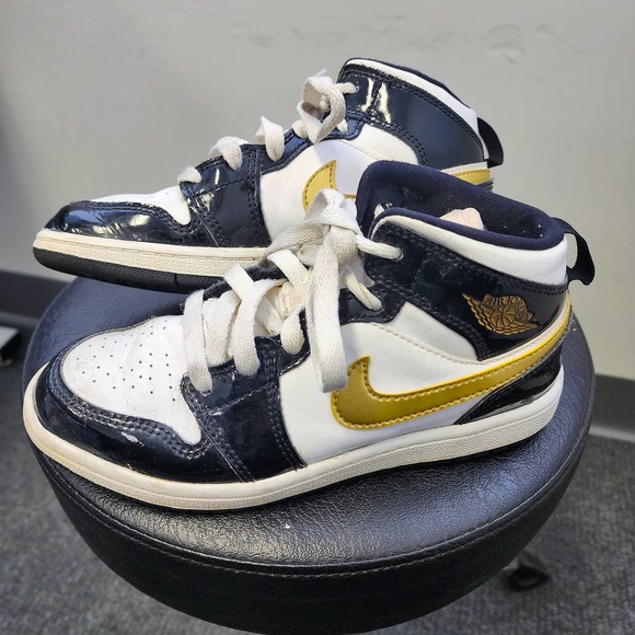 Air Jordan Other - Nike Air Jordan 1 Mid - White/Gold/Black - Youth Size 1.5Y - Excellent Condition